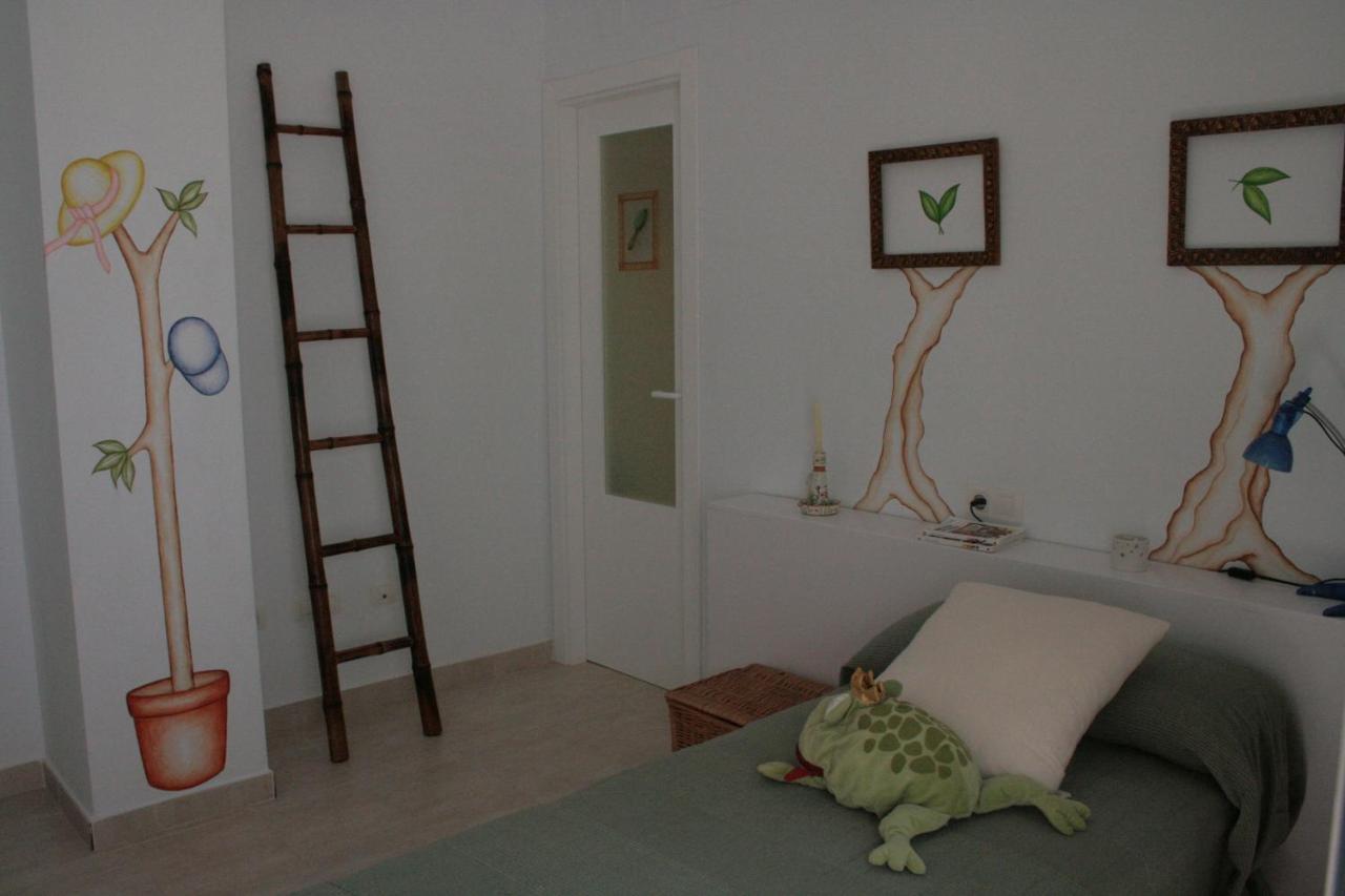 Apartamentos La Casa Pintada Caceres Bagian luar foto
